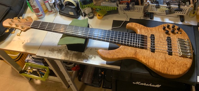 イシバシ楽器 名古屋栄店 On Twitter Str Guitarsの6弦アクティブベース Ls648を買取させて頂きました 美しい杢を全面に表したバールメイプルtop 近年多くのハイエンドベースブランドにも採用されるプリアンプaguiler Obp 3 を搭載した豪華な1本 ただいま