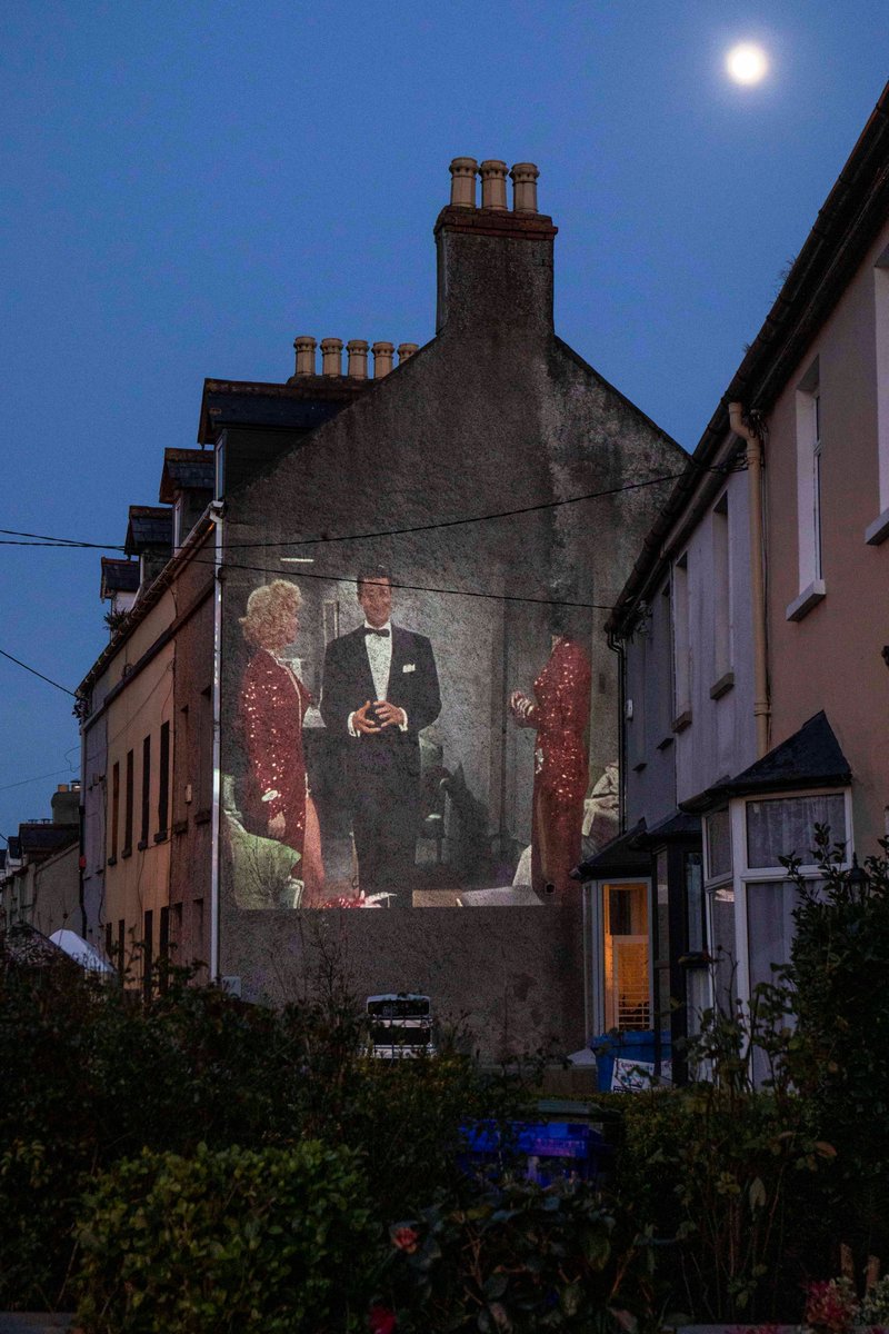 My neighbour <a href="/scottduggan/">scottduggan</a> had the most beautiful idea  to project classic movies for our terrace, listening to the movie on an FM signal sitting in our own separate front gardens made us all feel a little less alone :) donations went to @AgeAction