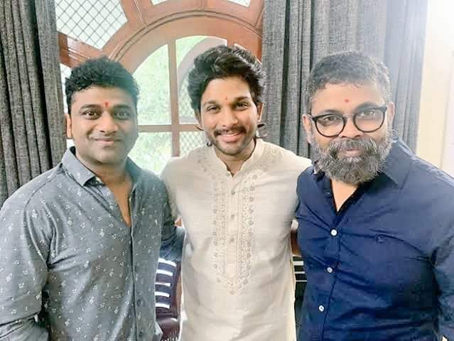 Shanmukeswar7's tweet photo. Ee combination gurinchi miku cheppakkarledhu ankunta  full hopes pettukondi friends full meals pakka manaki  love u SukkuDspAA #Pushpa https://t.co/a5Hi7ecDFH