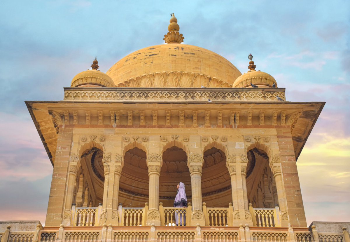 ✨While exploring this palace we can say that, things that are made with lots of love and true dedication can never fail to make you feel graceful and peaceful.

instagram.com/p/B-fgPeApJrq/

Location: Vijaya Vilas Palace, Mandvi

📸Credits : @thelogedition & @tzsblog

#travelbloggers