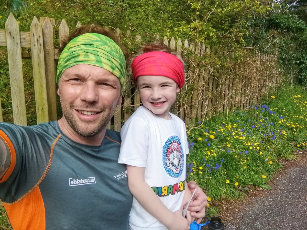 pottyadventures's tweet photo. Little Man smashed our from the door father-son #onerunaday this morning doing 3 miles over varying terrain with just a few 30 second walking water breaks thrown in. He's made up! Oh, and we also managed to find the sweat wrags to stop anyone seeing our lockdown hair 😂 #running https://t.co/NBVIxduOnb
