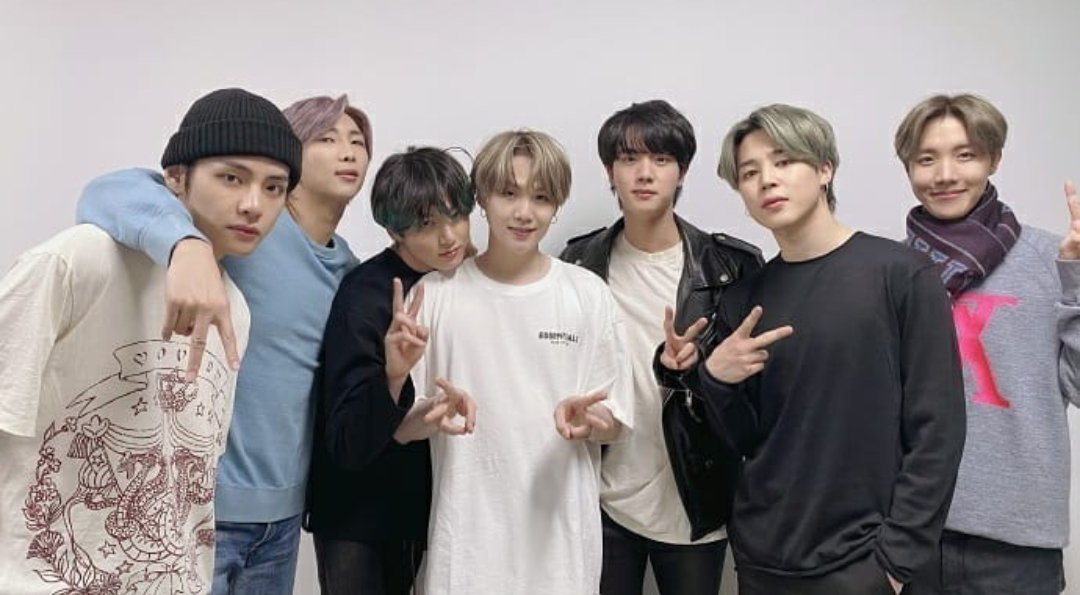 cj5dzJz1xdqBWYn's tweet image. 안녕하세요･일본 army입니다！
한국 army씨 사이좋게 지내요➰❕
굿즈교환등을 하고싶습니다😳
#한국army #일본army