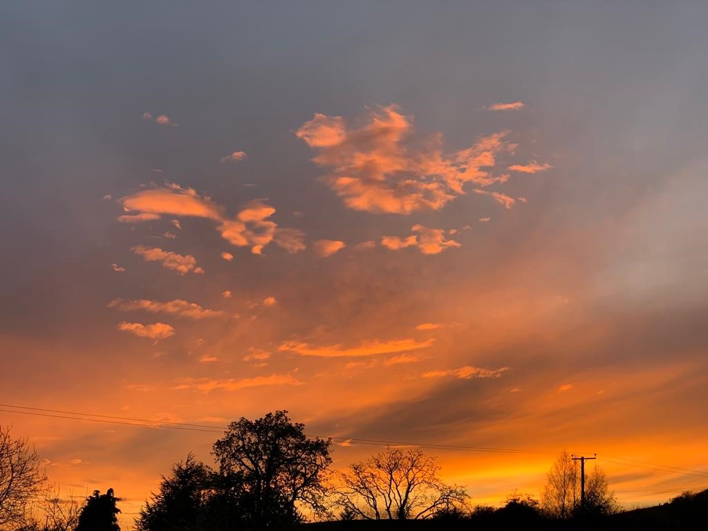 spaelite's tweet photo. Time to appreciate nature. A stunning sunset before the Supermoon "Pink Moon" #nature #wellness #spaelite #supermoon #pinkmoon https://t.co/gmTlWrrpMg