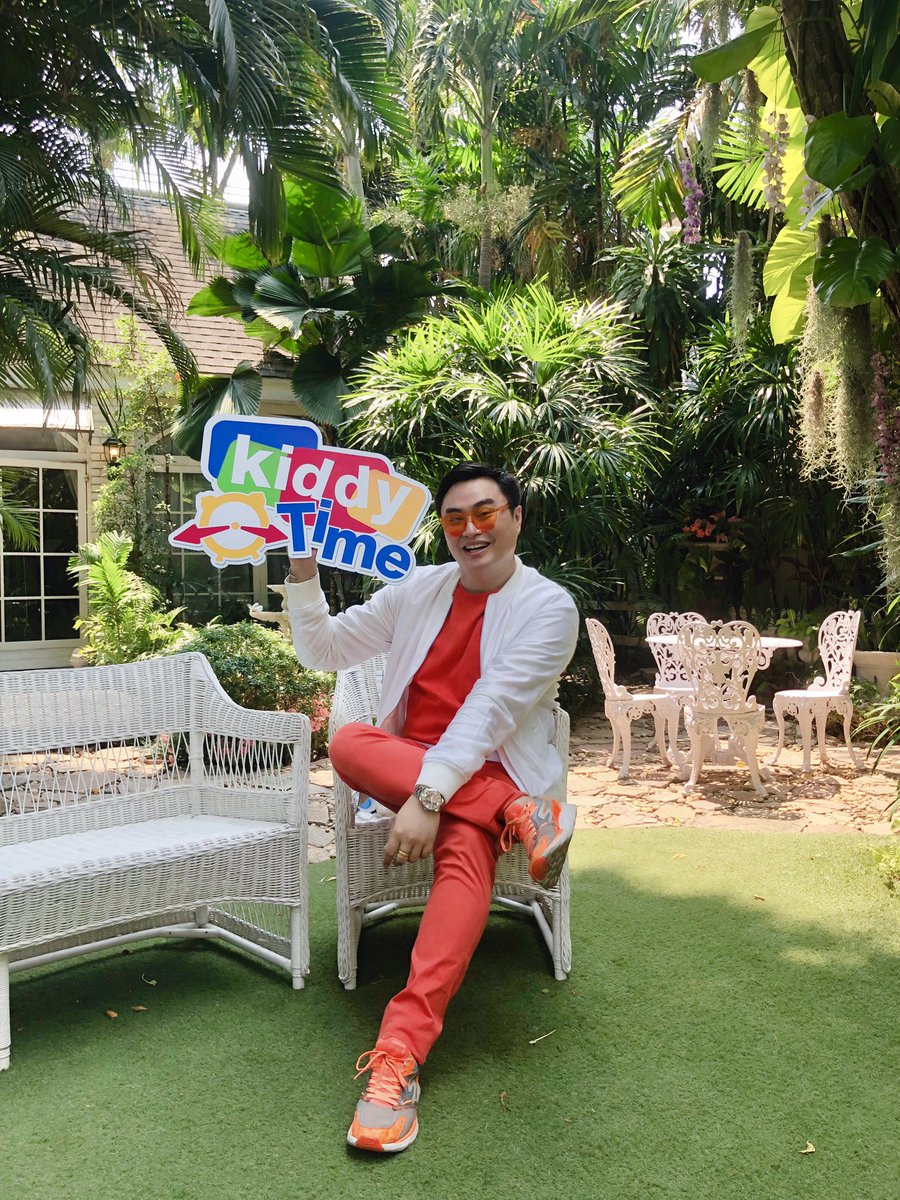 champzarr's tweet photo. “ รอชมเร็วๆนี้ช่อง 5 รายการ #KiddyTime ครับ “

ขอบคุณโอกาสจากผู้จัดใจดี Kidzio Studio
และแบรนด์เสื้อผ้าเด็กชั้นนำ REVIEW KIDS
ทีมงานน่ารักยกทีมไว้ร่วมงานกันใหม่ครับผม 🧡

#KidzioStudio #ReviewKids #ChampzarrLucky
✨✨✨✨🙏🏻🙏🏻🙏🏻🙏🏻😍😍��😍🎉🎉🎉🎉 https://t.co/x44yYsSRgL