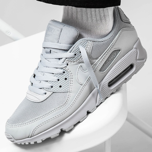 air max 90 $30