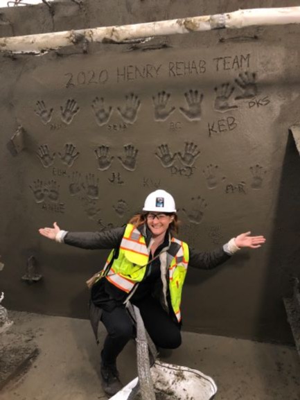 KloshGroup's tweet photo. We're happy to provide #construction #projectmanagement for the Henry building. The team renovated of 3 hotels to accommodate relocation of #VA tenants during construction &amp; the 109 year old building will offer 177 #affordablehousing units #solarpower &amp; full #seismicrenovation. https://t.co/QGsRP80ZuU