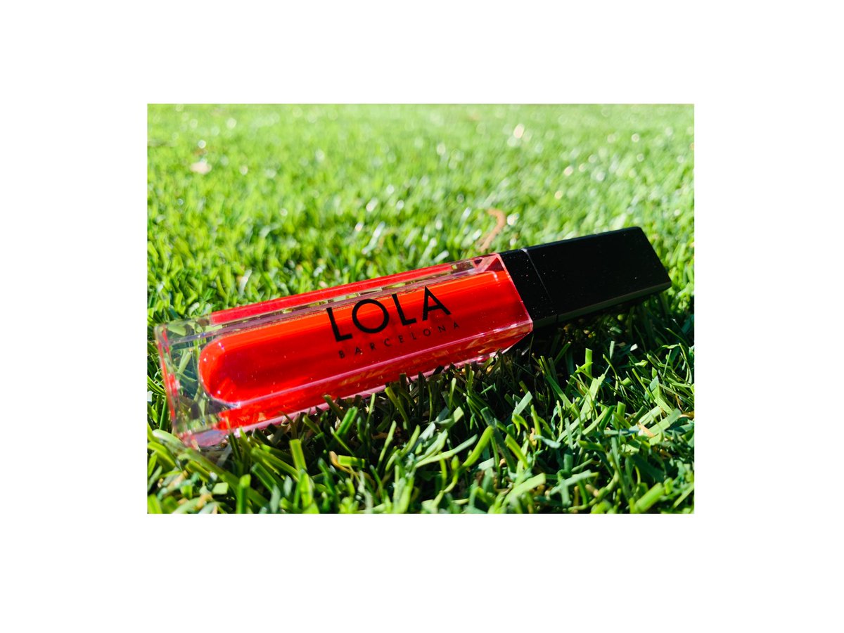 WhynotShopper's tweet photo. Matte Liquid Lipstick & Lipliner
Enamorada de este #labialmate de color rojo "Valentine" y su #lapizdelabios.
#crueltyfree y #glutenfree.
👉 https://t.co/qPvBDmdqtJ 👈💄💋💄
#LolaBarcelona
#lips #labiosperfectos #beauty #labios #lipstick #vegano #EXTRAORDINARIOS 💋 https://t.co/ap0VVP6Mw2