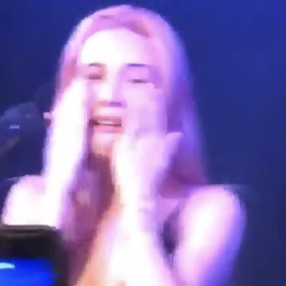 bea being a living meme; a thread