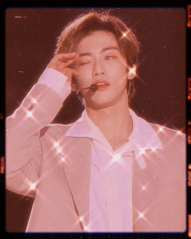 ✨