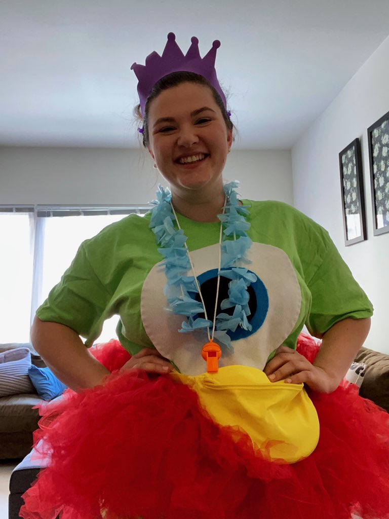 FR_Resource's tweet image. Can you find your class color on Ms. McMurray for #FrVirtualSpiritWeek?  She is representing all grade levels today! @FRStuCouncil