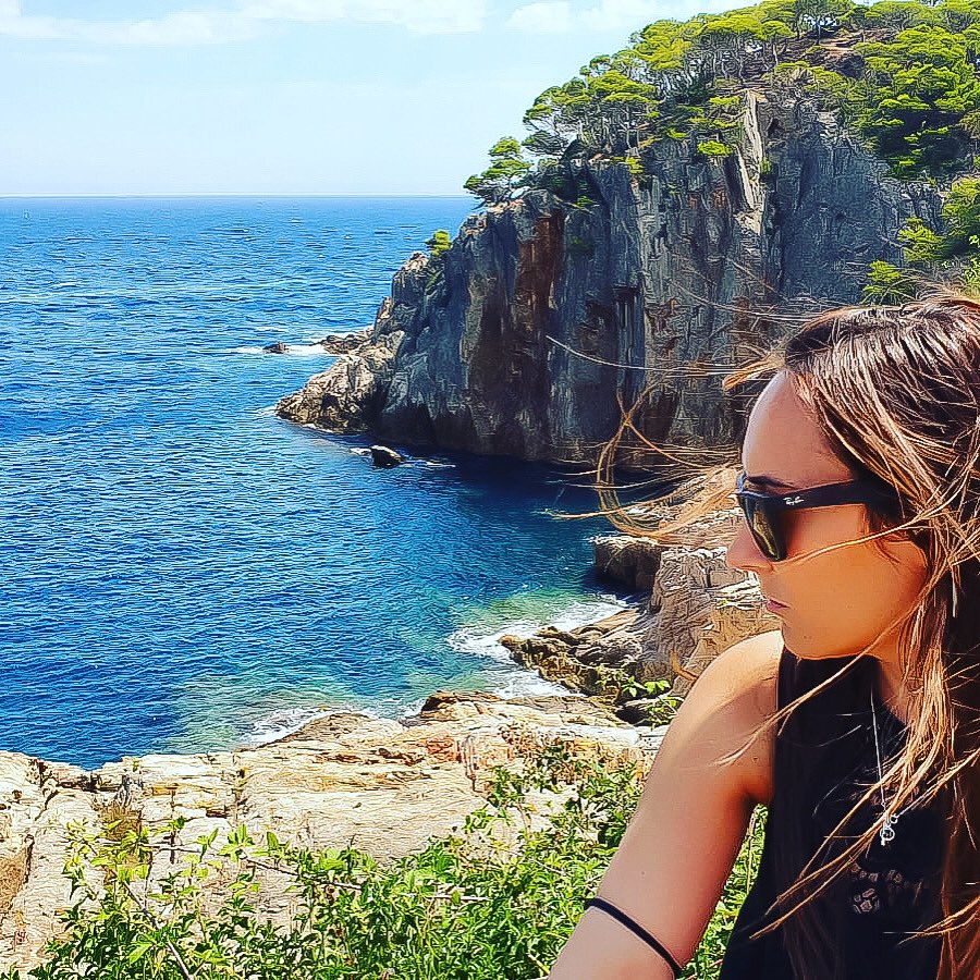 Jasmin_GoAl's tweet photo. Volver a sentir la brisa marina, el sonido de las olas y el olor del mar...
#tbt #quarantine #confinement #hope #feelagain #sea #theworldchanges #nature #throwback #memories #myhappyplace #stayhome #staysafe #staystrong #bepositive #totaniràbé … https://t.co/SrpOCy5XQy… https://t.co/DvsBG5xXUE