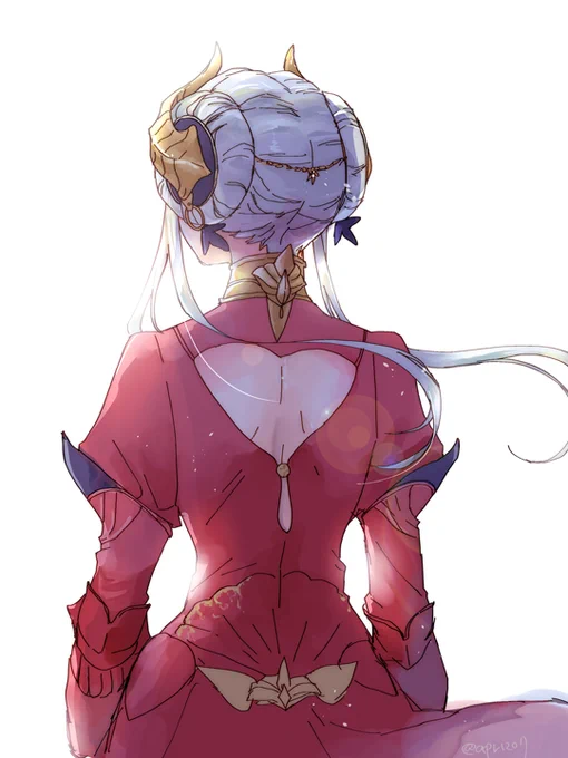 ちっこくて頼りになるエガちゃんの背中 