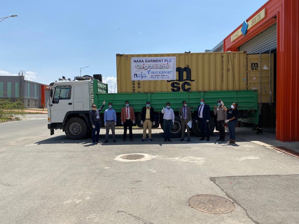 Lelise_Neme's tweet photo. #ETHIOPIA
#IPDC
#Hawasa_IP
#First_Export_Shipment to #Canada
Congratulations 👏 #NASA_GarementPlc https://t.co/DsqYc7JrTZ