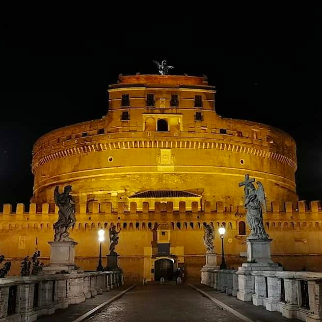 RF_Hotels's tweet photo. Sweet dreams from Rome ๐ด We can't wait to explore the city again soon.
๐ธ IG: michel___333, auralrxn, martinoutthere
#roccofortehotels #romeatnight #keepdreaming https://t.co/HuDiBBoe7w
