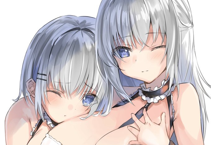 銀髪とおっぱいが好きな人あと太腿も好き٩(・∀・)٩
 #4月になったのでフォロワーさんに自己紹介しようぜ 