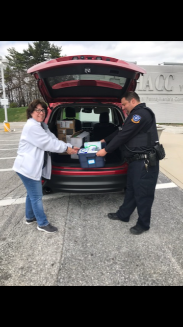 HACC_info's tweet photo. Program directors and faculty from our School of Health Sciences, w/ help from members of HACC's safety and security team, recently donated PPE to four facilities in the region. Read more in our online newsroom: https://t.co/KaZ0pKRoLS #HACCheroes #HACCnews https://t.co/aPDRQdRnWC