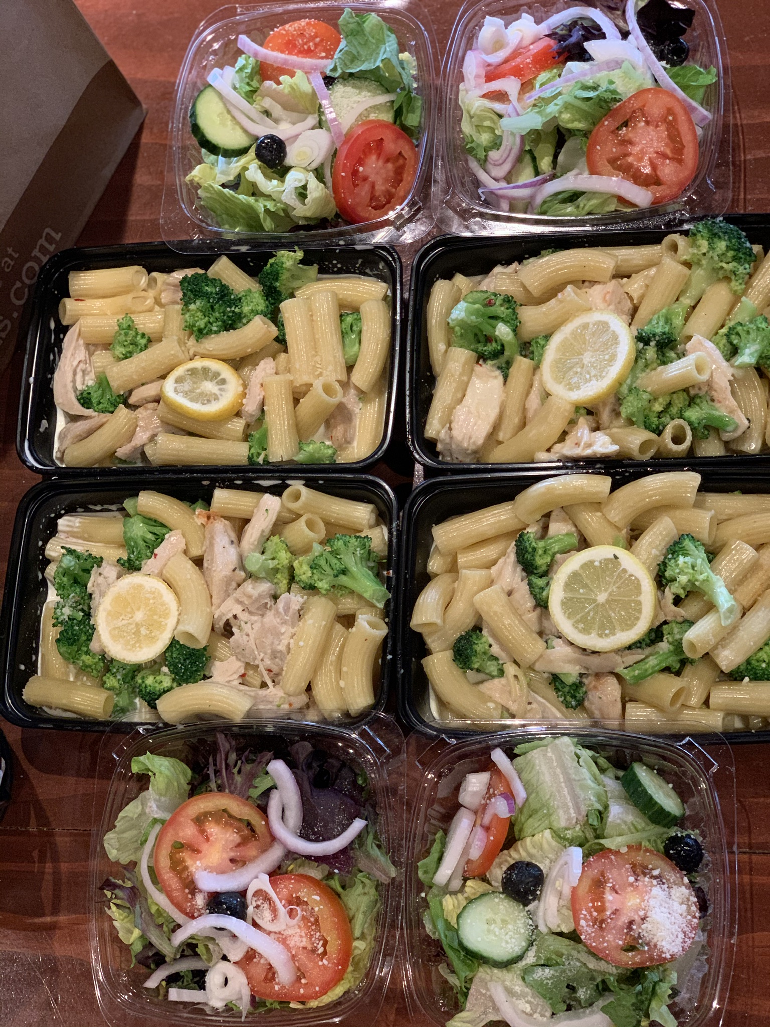 Bertucci S On Twitter Happy Hump Day You Re Halfway There Celebrate With Some Rigatoni Broccoli And Chicken Meals For 4 At Just 32 Openfordelivery Https T Co Hzirmz7rpx