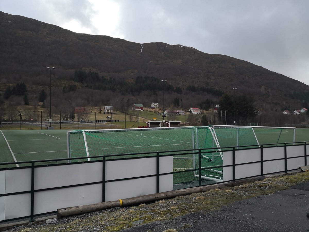 stranddh's tweet photo. Et lite stykke Argentina på Sunnmøre. Noen som klarer navnet? https://t.co/zfx4goDGT8