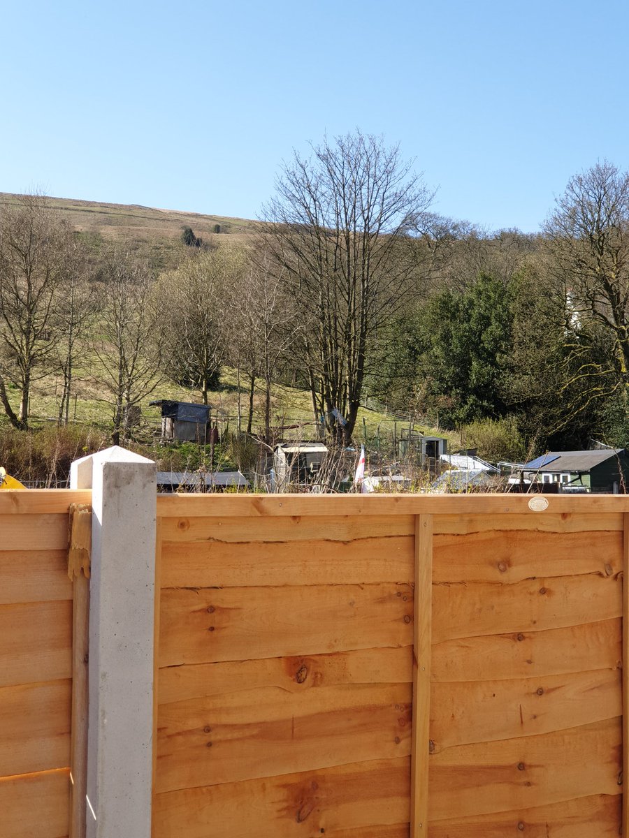 JohnHeap3's tweet photo. @JasonManford Nice.  In deepest darkest rossendale here and the scene from the back of the house ain't bad. https://t.co/XCE2DyhUf0