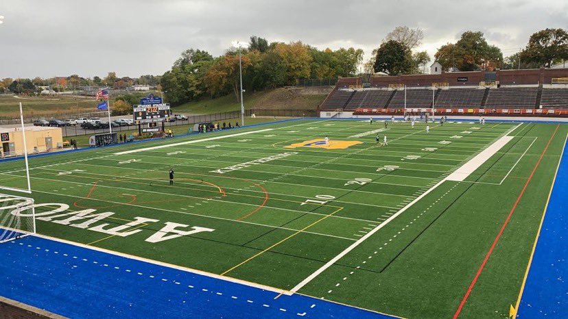 PCAT_Soccer's tweet photo. 1. Crest
2. Grounds
3. Fans
4. Players

@FentonSoccer you’re up https://t.co/MC3ImgWppu