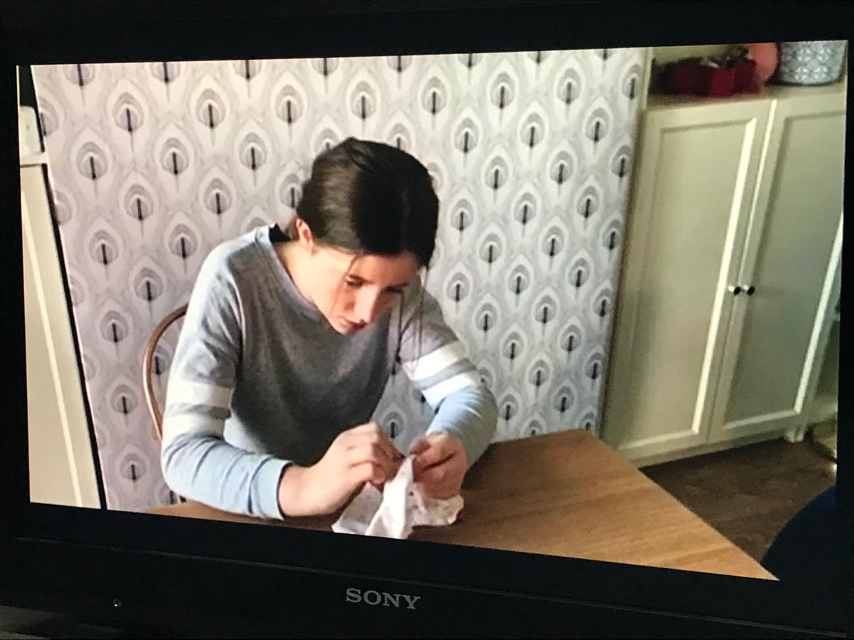 lottyleeming's tweet photo. We look at how people are finding ways to help support #nhsworkers Donating toiletries, making masks &amp; providing cheap hotel rooms are just some of the ways @TEAL_Trust @DeanCourtYork more on @BBCLookNorth https://t.co/aHS9p0M5kJ