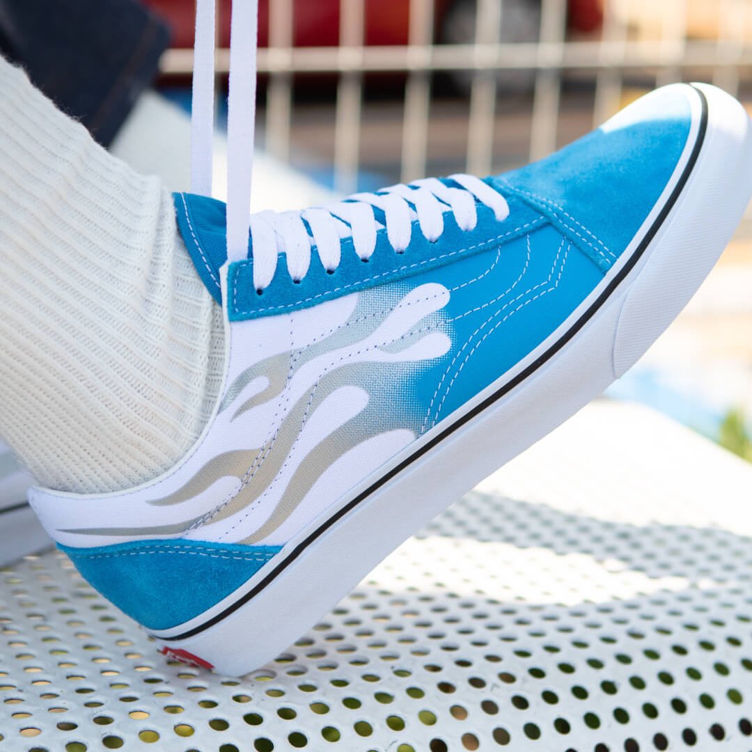 vans オールドスクール　ファイヤーパターン