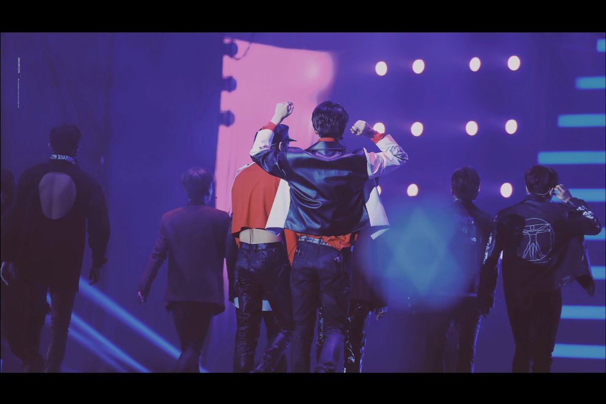 vantaetae18's tweet photo. 天长地久金茶蛋✨八周年快乐! https://t.co/GVIY5Gjc0h