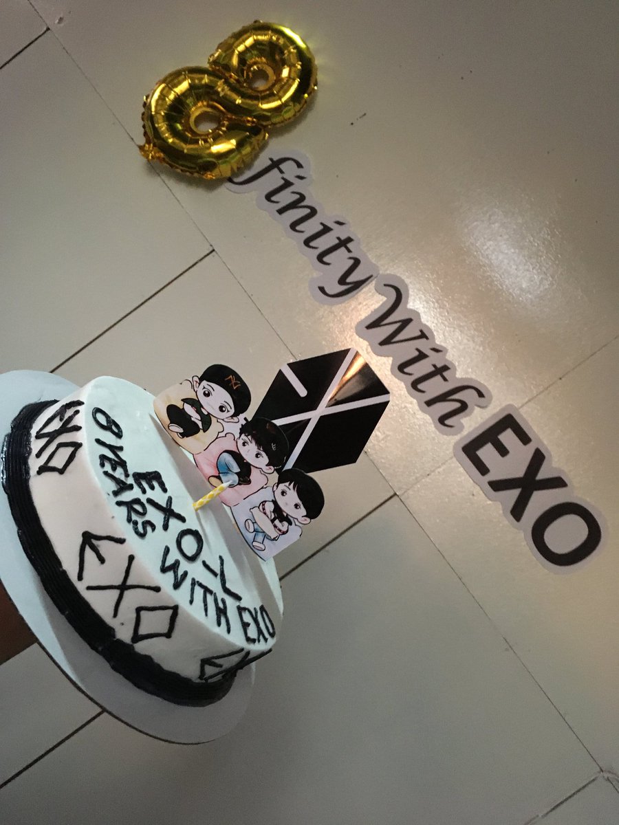 crstnjy1997's tweet photo. 8 years appreciating you as an artist and as persons ❤ iloveyou forever ! HAPPY 8TH ANNIVERSARY @weareoneEXO #8finitywithEXO #8finityAndBeyondWithEXO #exo #exol @weareoneEXO https://t.co/ImsjttHsTL