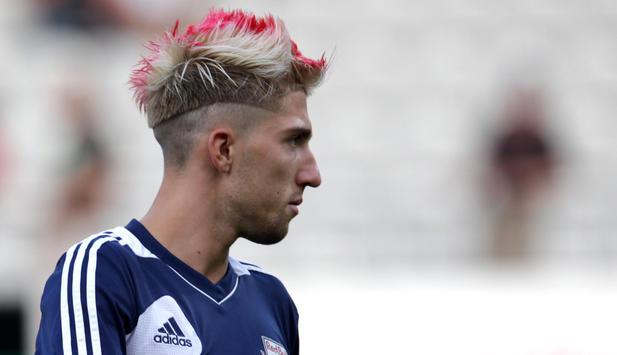 But Klopp shelled out his 5th most expensive Dortmund transfer for Kampl whose hair looked like this?? They literally played for the same team too, someone explain?  https://twitter.com/AnfieldWatch/status/1247774601397952515