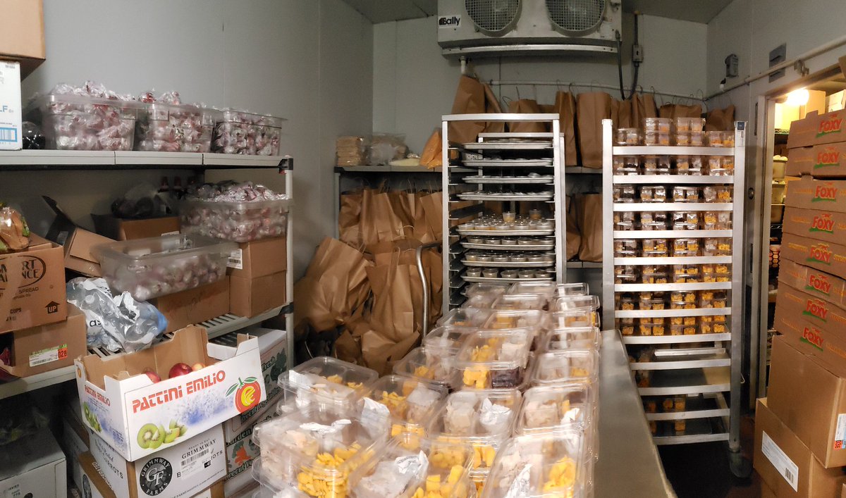 The walkin is stuffed with fresh fruit, fresh vegetables and homemade platters for our students today. 🥰Truly an army of superheroes! 🦸‍♀️🦹‍♂️See you today <a href="/londonderry_sch/">Londonderry Schools</a> 11am to 12pm at LHS for pickup 🥳