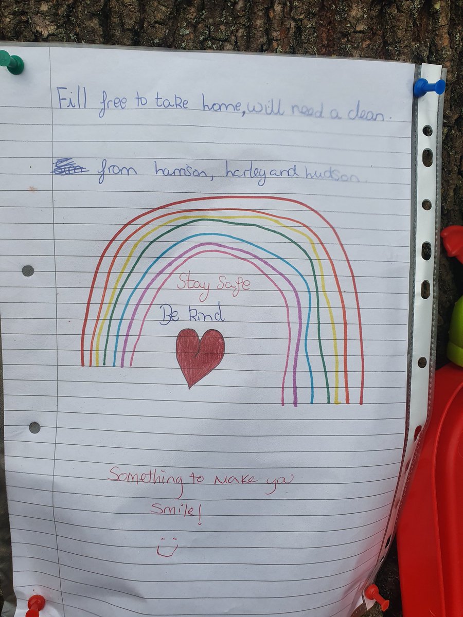Kerrie_HMS's tweet photo. @ardeleyschool so I thought I'd let u guys no what Harrison Harley &amp; Hudson did this week.
On fb 'So we were having a sort out yesterday and my 3 wanted to do this! ❤ If your over Fairlands for a walk take a look and help your self.'
We've had such a lovely response from people. https://t.co/k6NFAwhTSr