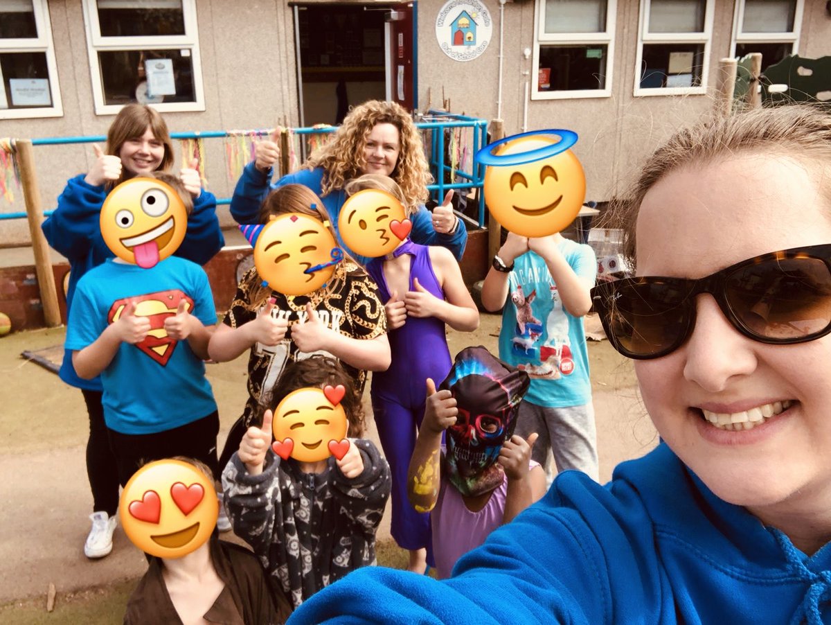 AshtonGateOSC's tweet photo. Happy Easter from the Key Worker kids at Ashton Gate Out Of School 💙 @band_ltd @BristolLive @BristolCouncil https://t.co/9i20tLkHLF