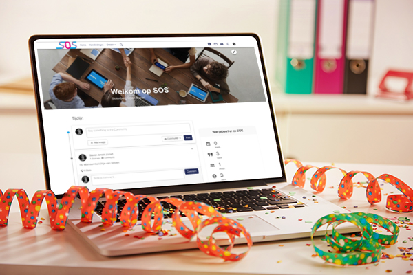 De jongste telg van onze Drupal familie is daar! Maak kennis met SIM Open Social! Een nieuw social #intranet, voortgekomen uit een mooie samenwerking tussen #community builder <a href="/OpenSocialHQ/">OpenSocialHQ</a> en SIM hubs.ly/H0phDLY0. #SocialIntranet #Drupal