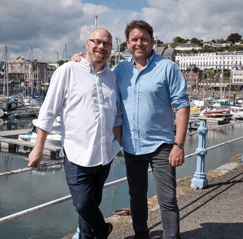 Looking forward to @jamesmartinchef show today #islandstohighlands where he joins fellow Roux Scholarship judge and Roux Scholar 2003 @hulstone @elephanttqy in Torquay #rouxscholarship #jamesmartin #simonhulstone