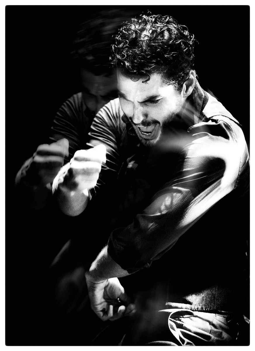 • La fuerza del movimiento...• #fotografia #sentimiento #Sevilla #Andalucía #flamenco #arte #pasion #movimiento #move #turismoespaña #turismoandalucia #turismoandaluz #ole #españa #spain #albertoselles #albertosellés #flamencodancer #art #music #bailaor #dancer #dance
