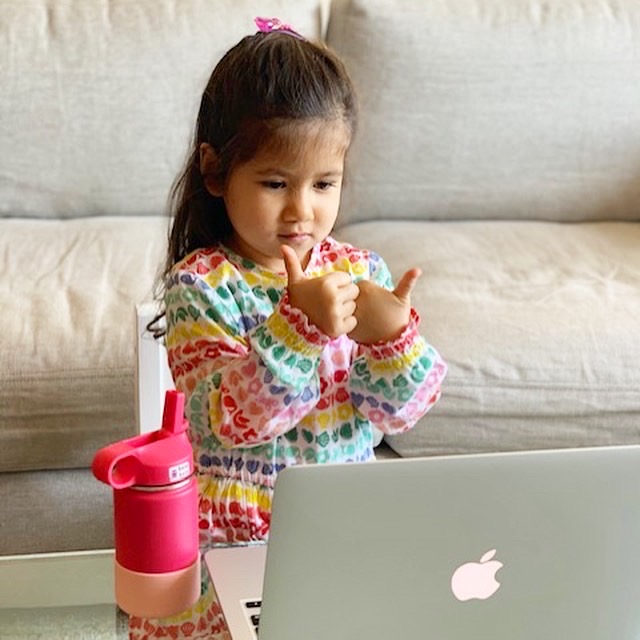 GreenIvyBPM's tweet photo. Casa (#Preschool &amp; #Kindergarten) student focused on her #RemoteLearning activities!

#VirtualClassroom #DistanceLearning @amshq @MariaMontessori https://t.co/dvdgUKi1Ld