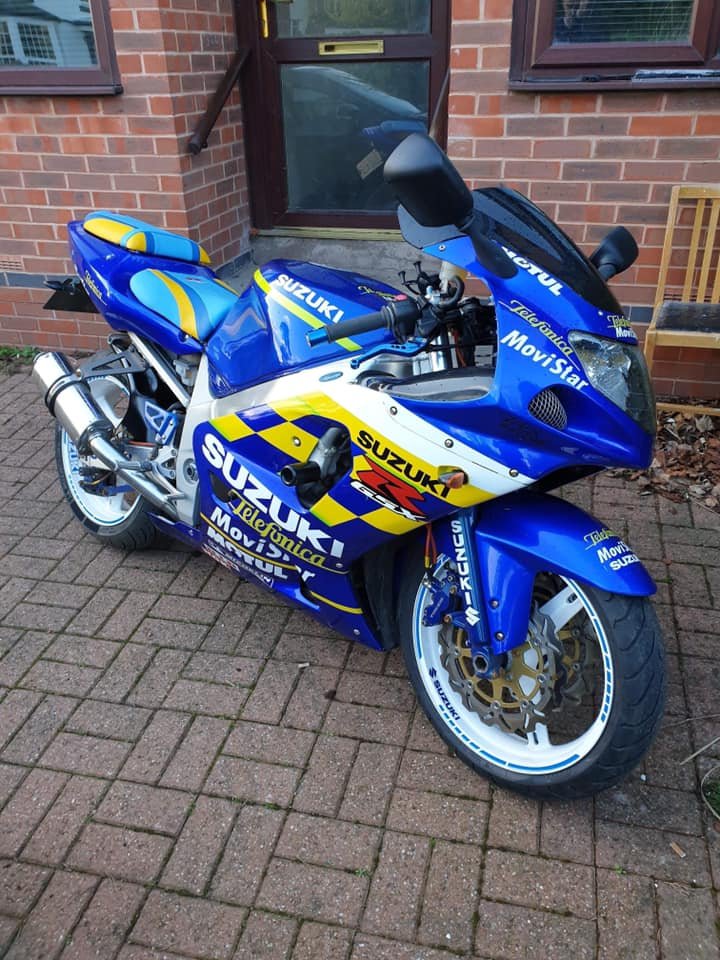 STOLEN - MAKE TO HOT TO HANDLE!!!! from Shrewsbury in the night whilst I was at work please - AK02 COJ 

SHARE SHARE SHARE

#Stolen #bikers #motorcycle #motorbike