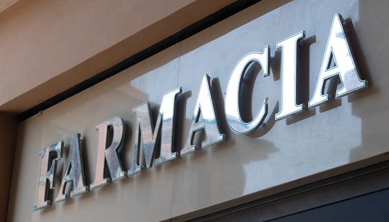 Farmaceuticos_'s tweet photo. Aumenta un 66% el número de profesionales farmacéuticos infectados, 65 farmacias permanecen cerradas y 9 farmacéuticos fallecidos. Balance a 7 de abril del registro de afectados en farmacias por el coronavirus https://t.co/e8xzUOBwzJ https://t.co/ODP4y5Wg9s
