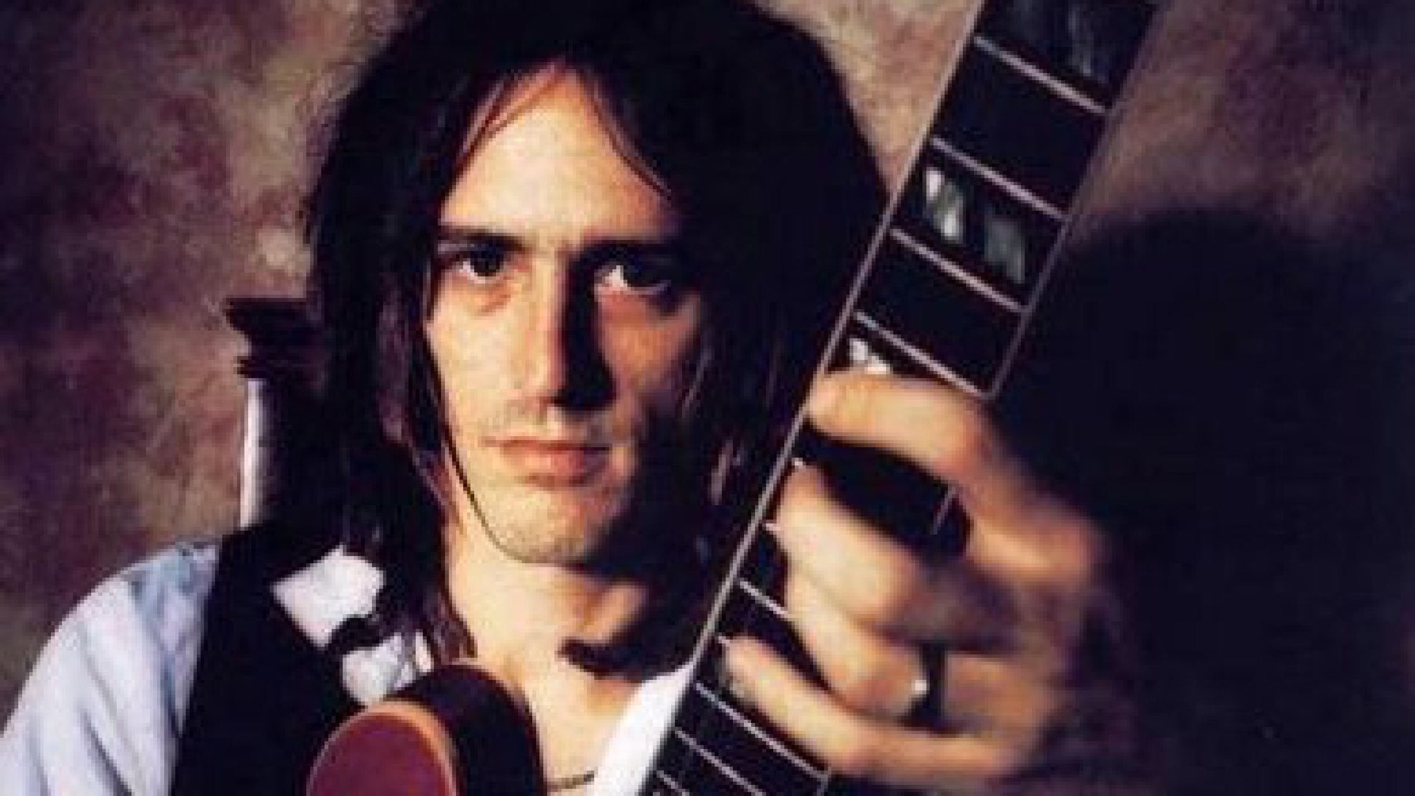 A kick ass Happy 58th Birthday to Gun N\ Roses guitarist Izzy Stradlin .... 