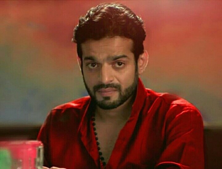 Mmansiggarg1's tweet photo. #SWAGHAIBOSS 🔥🔥🔥💯
MISSING THESE
#EXPRESSIVEEYES 👀 
#KP 💛😍
#KaranPatel as #Raman 
#BhuliBisriYaadein
#YHM 
#MrSexyPatel 
#MostTalentedActor
Our #ExpressionKing
#AngryYoungMan 
#Starperformer 
#Superstar 
#Kohinoor of #tvindustry 
#Kkk10 #KaranPatelinKKK10 
@TheKaranPatel https://t.co/ylYikUlbUP