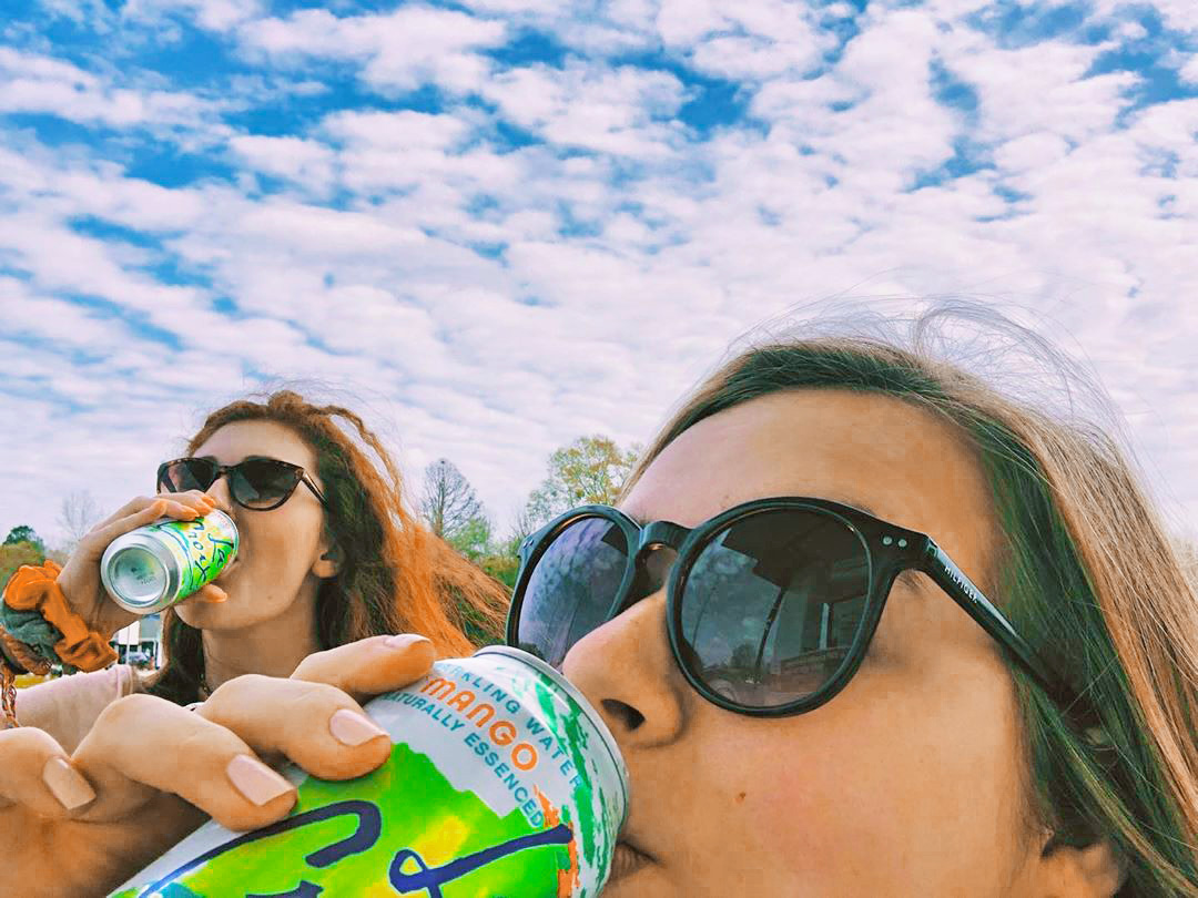 lacroixwater's tweet photo. Tag your Mango-loving #sparklebestie to show them some love! ❤️😎 (📸: @tabbithhaaa) https://t.co/2nAzkUoudk