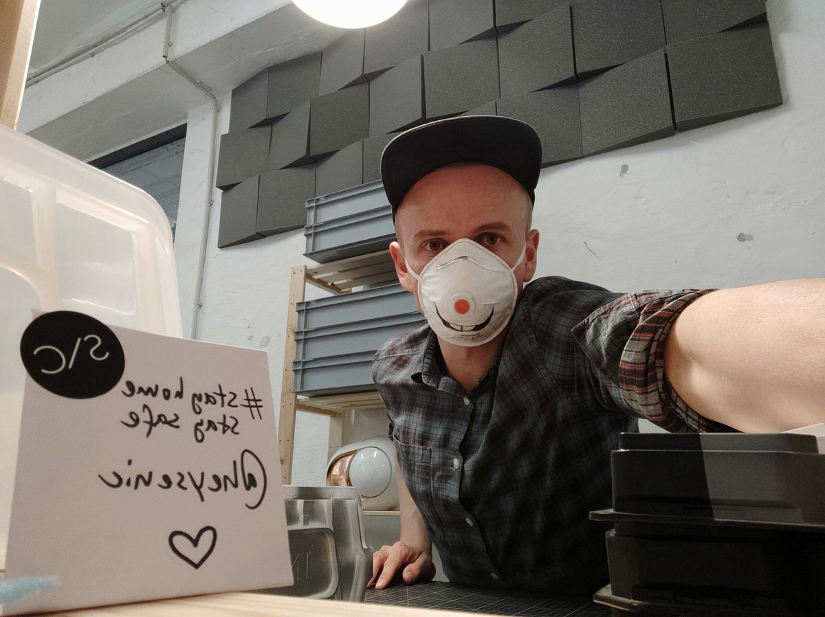 We will be streaming from our assembly workshop here in #Berlin in a couple of minutes :) #StayHomeStaySafe #senic #localmanufacturing #coronadeutschland #SafetyFirst