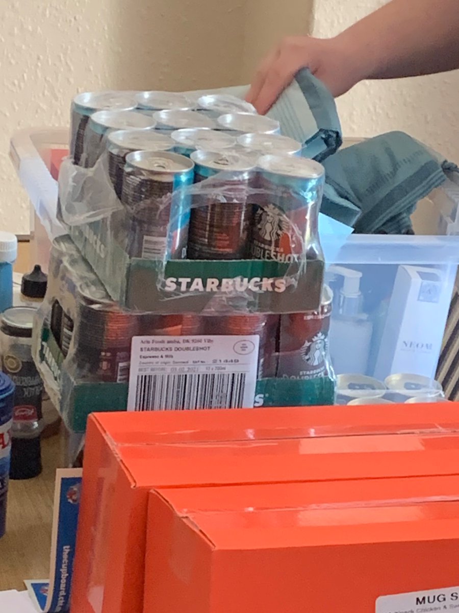 CHFTPRG's tweet photo. A huge thank you for the donations coming in to Allan house from our two teams @CHFTPRG and @CHFTrespnurses1. They’ve have been donated in centrally and distributed among sites. Will definitely keep us going! @CHFTNHS #StaySafe #LookingaftertheNHS #TeamNHS https://t.co/nmZCRTGPzT