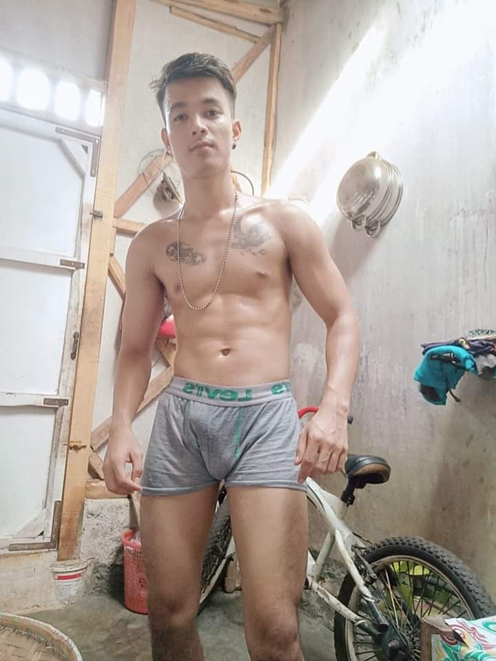 RoodyTabooty3's tweet photo. Bulge nya mantappp...Top lokal dari Desa 😍😍😍 https://t.co/XkExFiNTL1