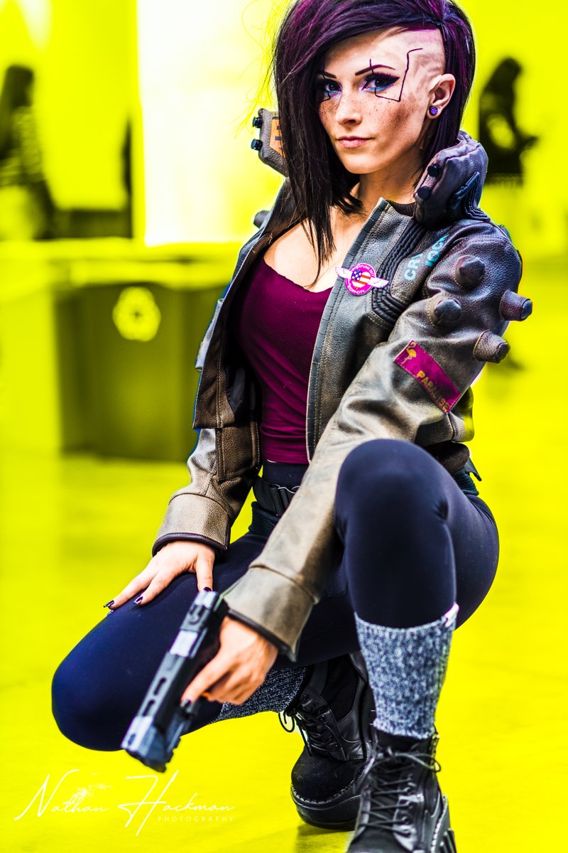 TheHackmanTV's tweet photo. CU Vs Full Body Shot of the Cyberpunk 2077 Protagonist
Cosplayer:
@SutefaniiRoozu
#wizardworldcleveland #cosplay #cosplayphotography #photooftheday #cosplayer #Cyberpunk2077 https://t.co/BlHSh6H25H