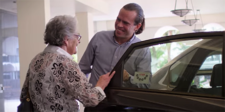 SN_news's tweet photo. Stop & Shop, Uber offer seniors half-price rides to supermarket https://t.co/0UkXARVz7Z via @SN_news @StopandShop #uberdiscount #seniordiscount #supermarketnews https://t.co/rjWpKlFwgd