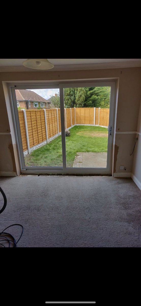 rt_windows's tweet photo. Fancy opening your living space to your garden? #patio #cutout #bringtheoutsidein #windows #pvc #leeds #Yorkshire #homeliving #bespoke https://t.co/ptGnbTTZcC