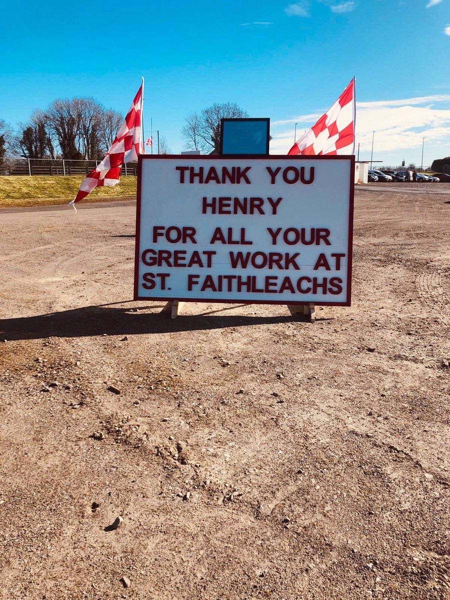 Thank you to all who raised their flags, and stood in solidarity today with the Kenny family as we said goodbye to Henry Kenny ... 💔#Community #StFaithleachs