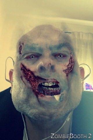 ciberpunk8's tweet photo. #ZombieBooth2 https://t.co/Ckb4pe107N