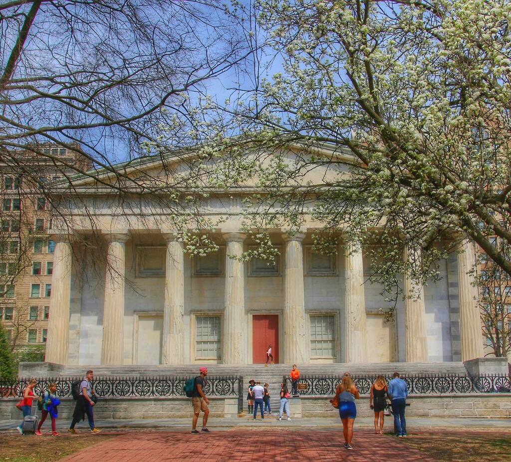 james_jkelly14's tweet photo. I’m enjoying looking back at my photos of people gathered together. This was exactly one year ago today. #stayhome #spring #cherryblossom #trees #secondbank #secondbankoftheunitedstates #architecture #architecturelovers #architecturephotography #philadel… https://t.co/poYi8E9UKc https://t.co/TTUwTAX8J5